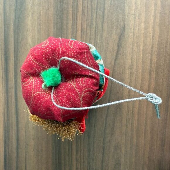 Vintage Handcrafted Fabric Snowman Ornament With Hat & Broom White Red Green 4" - Picture 6 of 8